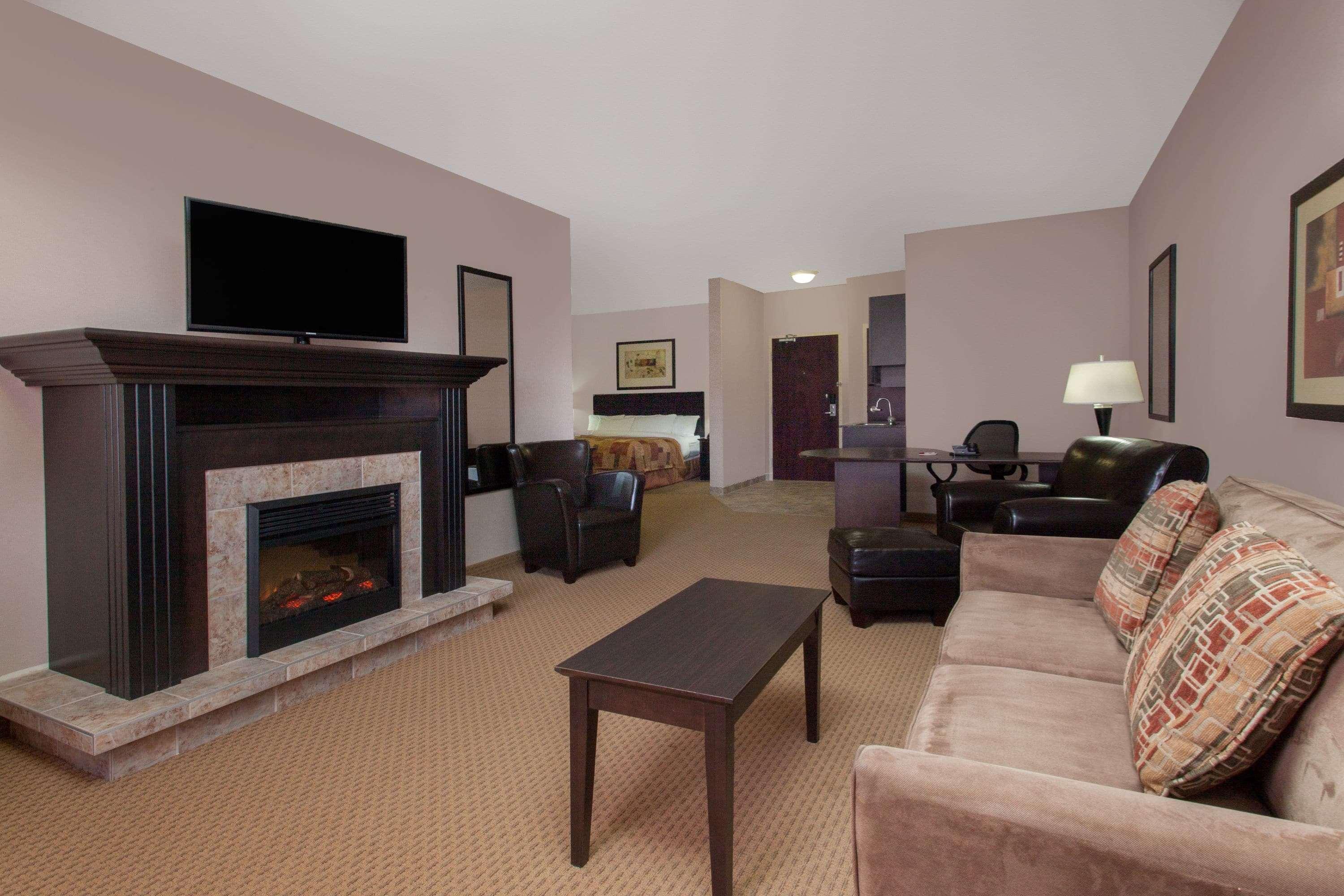 Ramada By Wyndham Brooks Hotell Eksteriør bilde